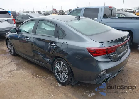 2024 Kia Forte Gt-Line z USA, uszkodzony, nr VIN 3KPF54ADXRE833037